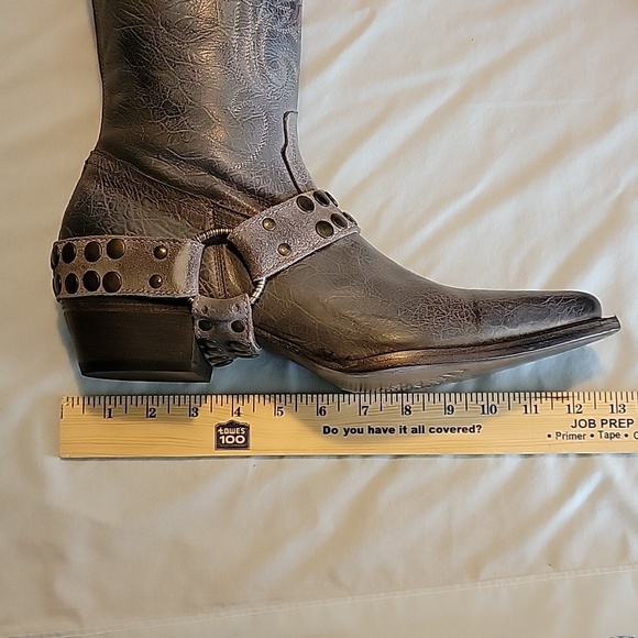 Women's FREEBIRD size 12 boots - Picture 7 of 11